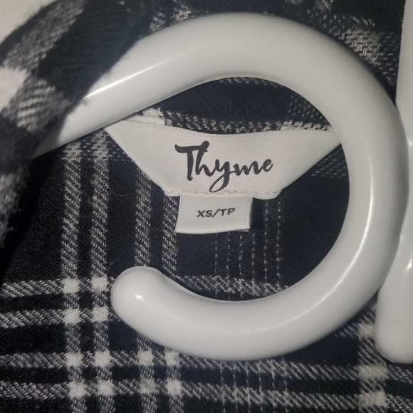 Thyme Maternity Plaid Button Up - Picture 3 of 4